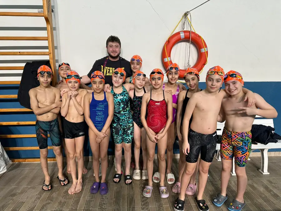 Yüzme okulu - Galaksi Spor Kulübü